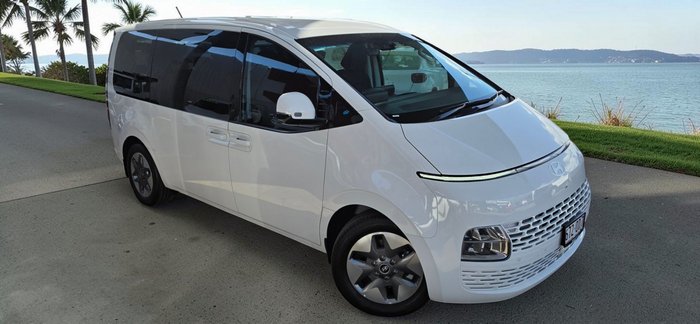 2025 Hyundai Staria