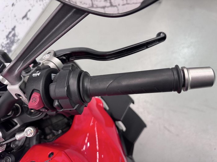 2021 Ducati Streetfighter V4 Streetfighter Red