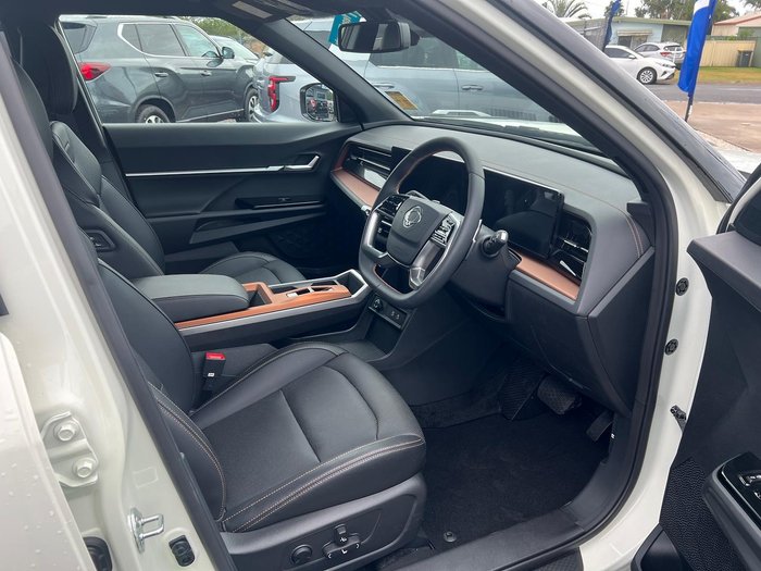 2024 KGM SsangYong Torres Ultimate