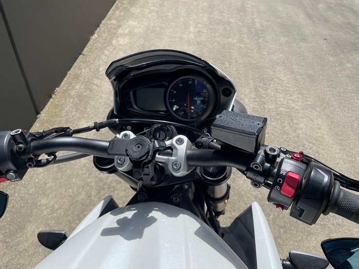 2020 Triumph Street Triple S 660 LAMS Street Triple White