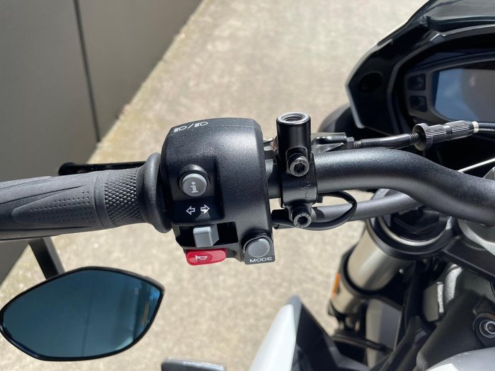 2020 Triumph Street Triple S 660 LAMS Street Triple White