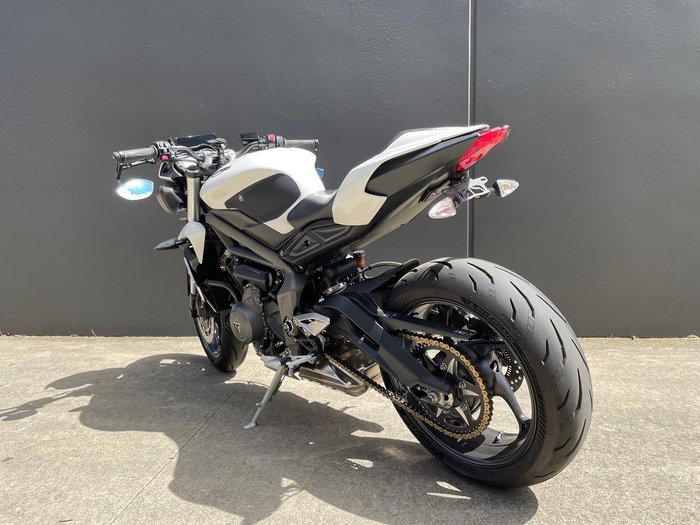 2020 Triumph Street Triple S 660 LAMS Street Triple White