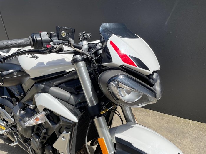 2020 Triumph Street Triple S 660 LAMS Street Triple White