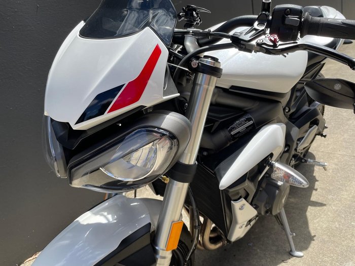 2020 Triumph Street Triple S 660 LAMS Street Triple White