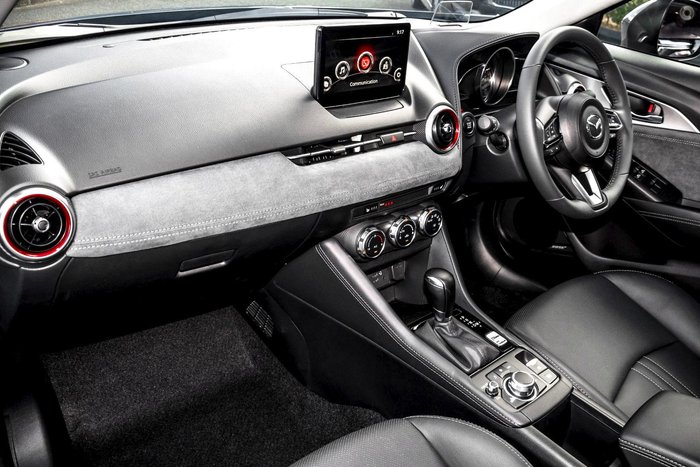 2025 Mazda CX-3 G20 Akari