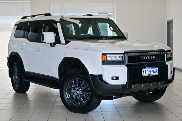 2025 Toyota Landcruiser Prado