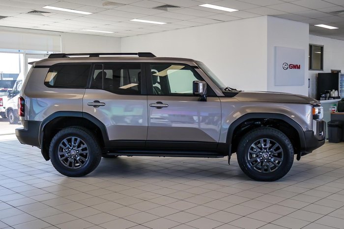 2025 Toyota Landcruiser Prado GXL