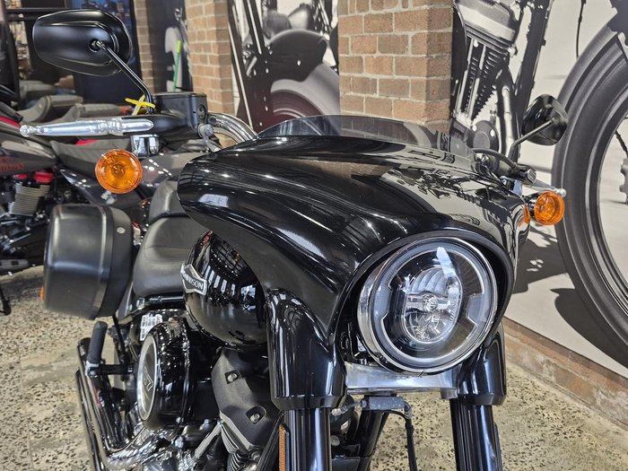 2020 Harley-Davidson Sport Glide 107 (FLSB)