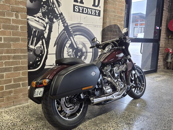2018 Harley-Davidson Sport Glide 107 (FLSB)