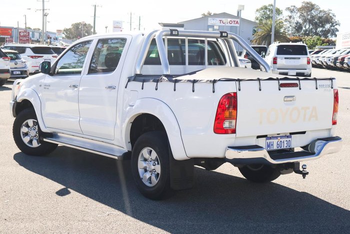 2005 Toyota Hilux
