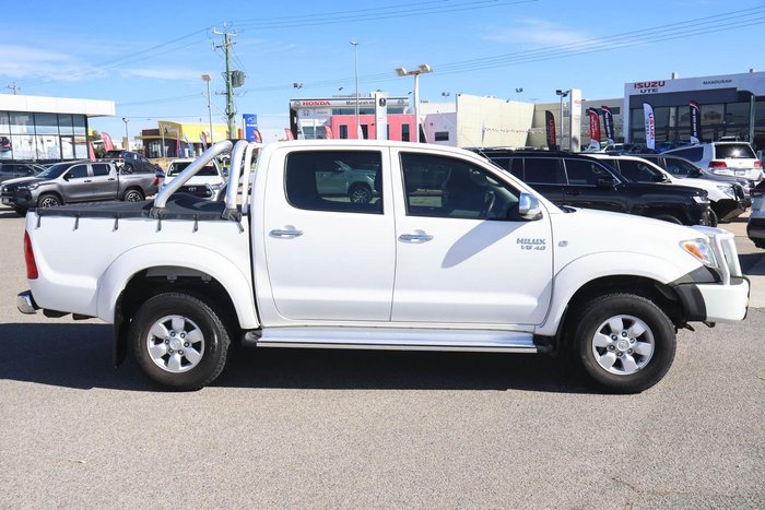 2005 Toyota Hilux