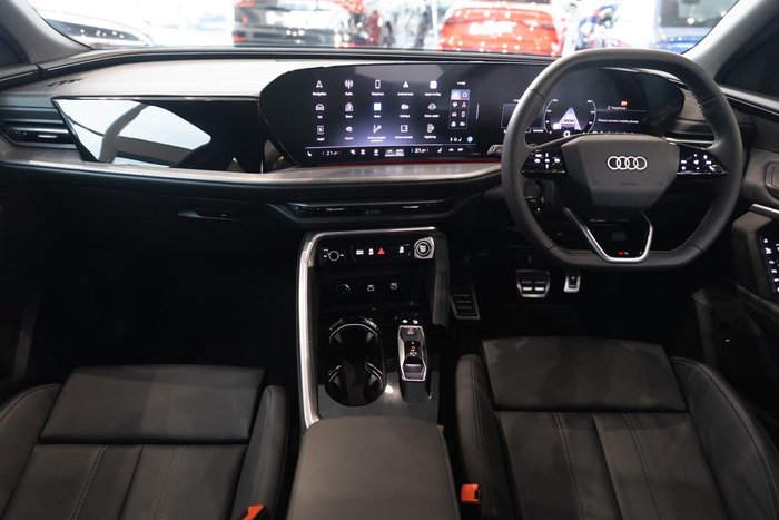 2025 Audi Q5 TFSI 200kW sport