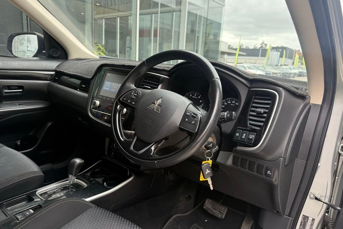 2019 Mitsubishi Outlander ES