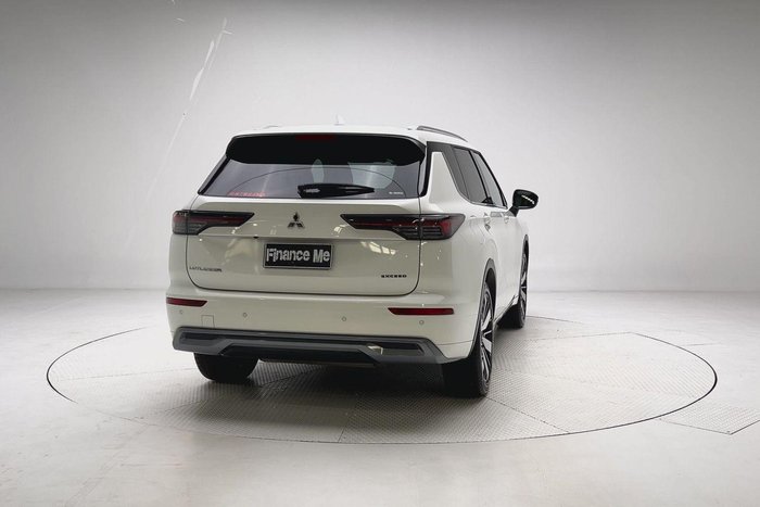 2025 Mitsubishi Outlander