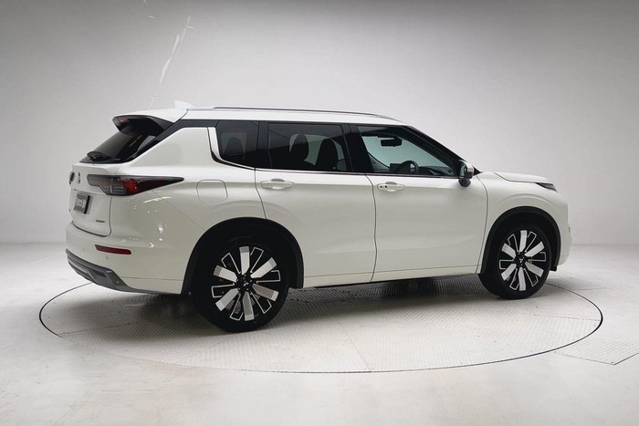 2025 Mitsubishi Outlander