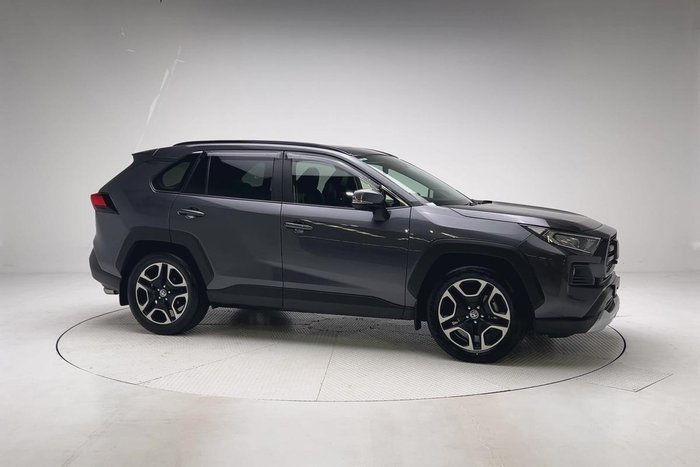 2020 Toyota RAV4 Edge