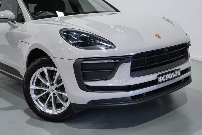 2022 Porsche Macan