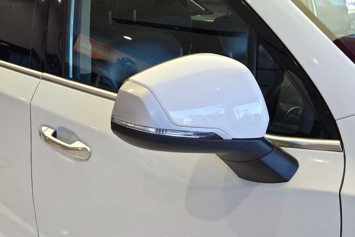 2021 LDV D90 Executive