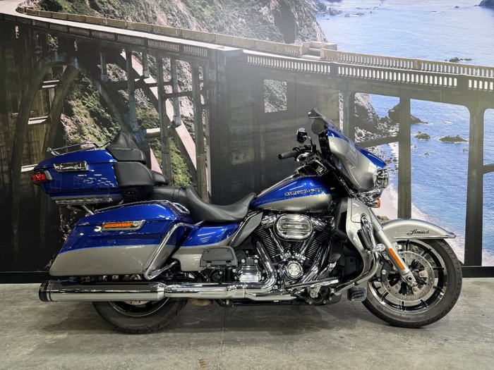 2017 HARLEY-DAVIDSON FLHTK ULTRA LIMITED
