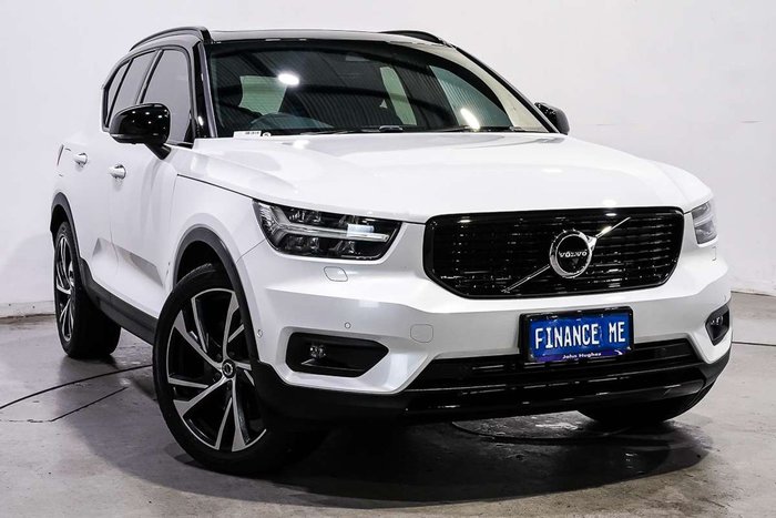 2021 Volvo XC40