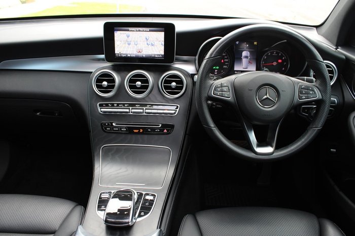 2019 Mercedes-Benz GLC-Class GLC200