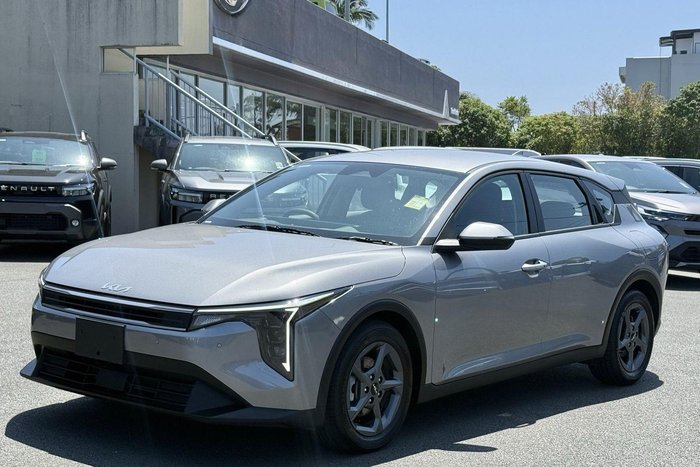 2025 Kia K4 S