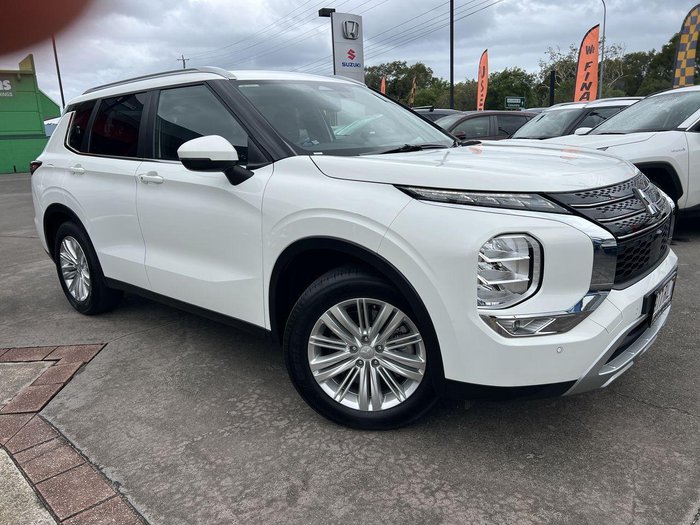 2024 Mitsubishi Outlander
