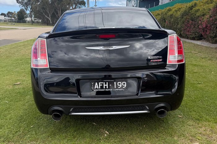 2014 Chrysler 300 SRT-8 Core