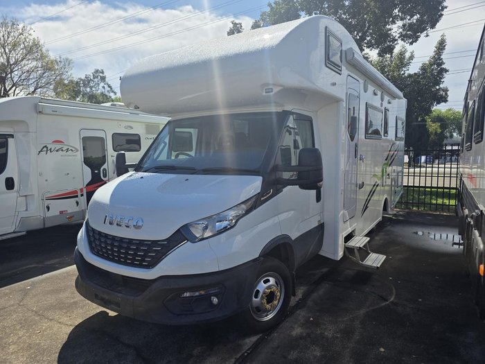 2022 Winnebago Burleigh