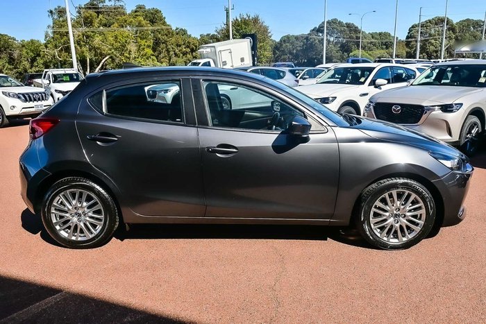 2022 Mazda 2 G15 Evolve