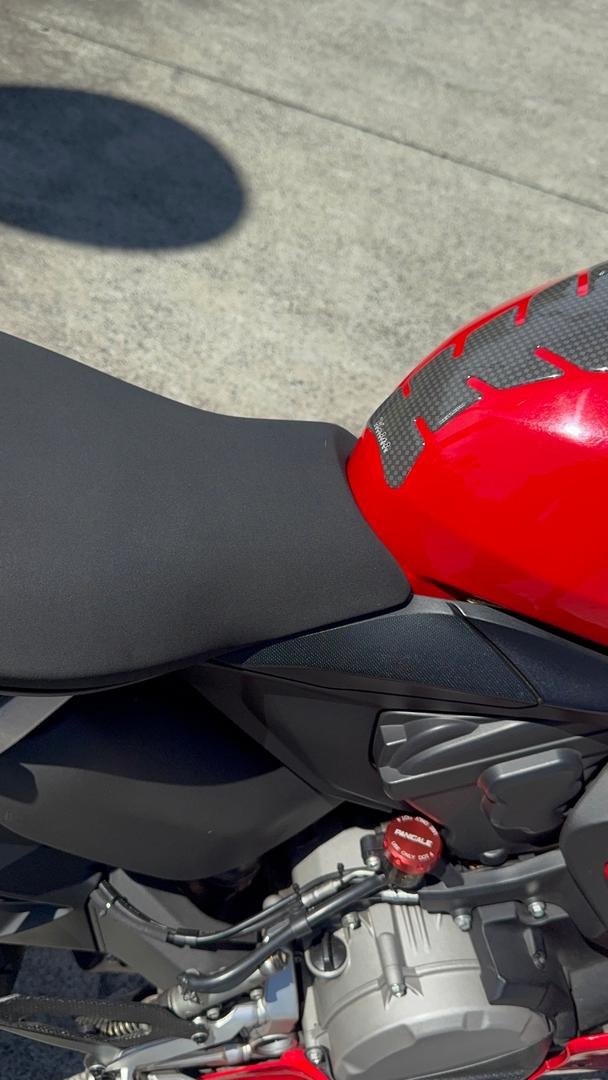 2022 Ducati Panigale V2
