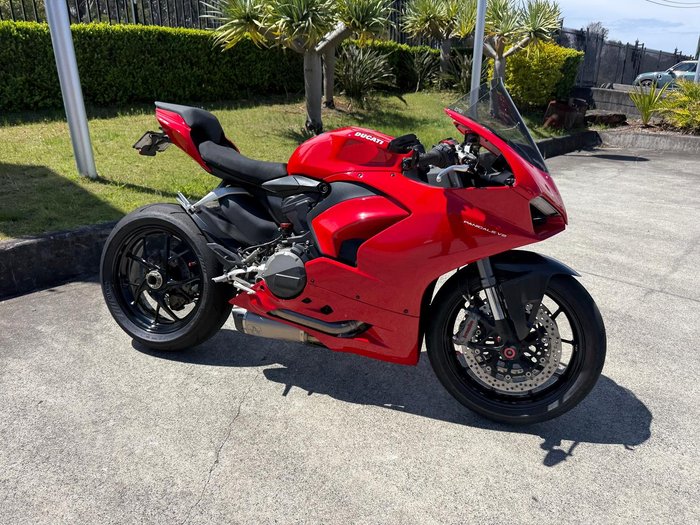 2022 Ducati Panigale V2