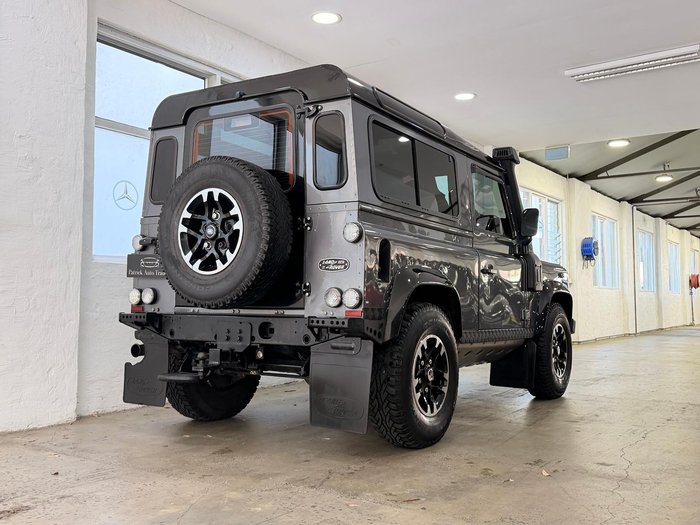 2015 Land Rover Defender Adventure