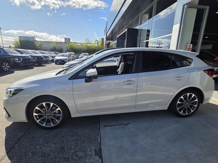 2023 Subaru Impreza 2.0i Premium