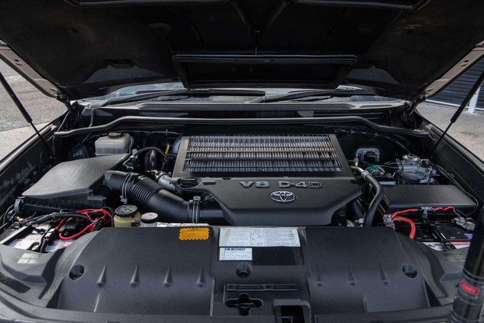 2016 Toyota Landcruiser