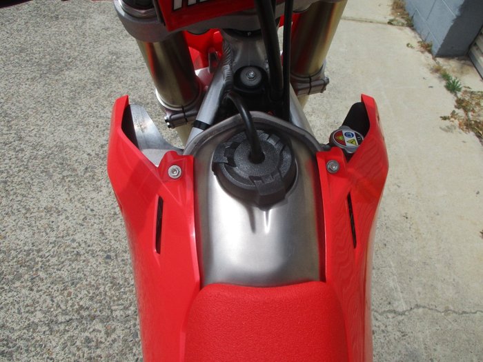 2026 Honda CRF450R RED