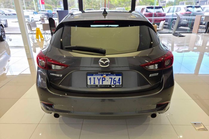 2017 Mazda 3 SP25 GT