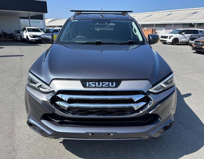 2022 Isuzu MU-X LS-T