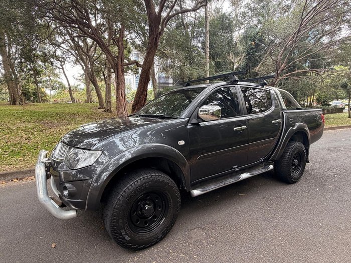 2011 Mitsubishi Triton GLX-R