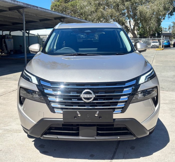 2025 Nissan X-TRAIL ST-L