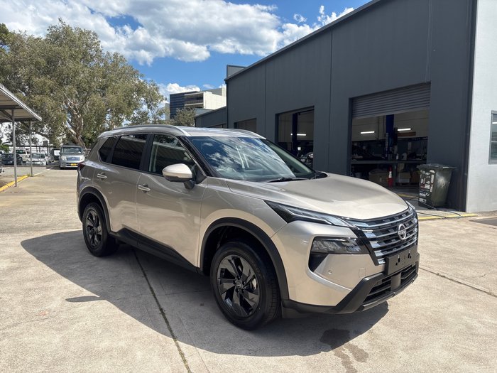 2025 Nissan X-TRAIL