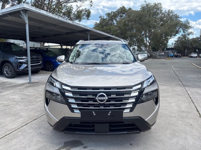 2025 Nissan X-TRAIL ST-L