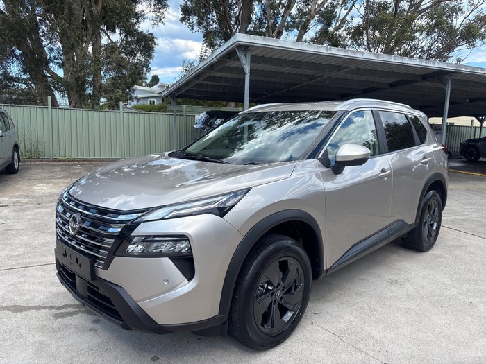 2025 Nissan X-TRAIL ST-L