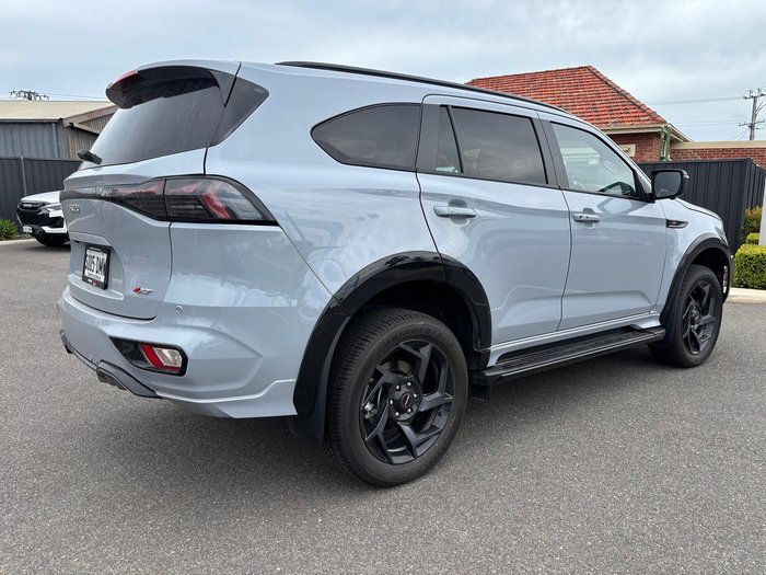 2026 Isuzu MU-X X-TERRAIN MY25.5 4X4 Dual Range Grey