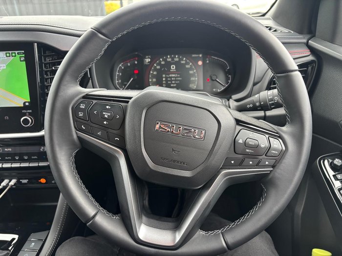 2026 Isuzu MU-X X-TERRAIN