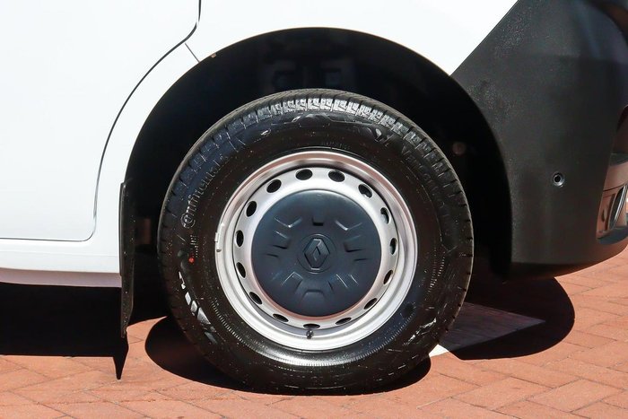 2025 Renault Master