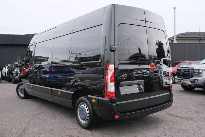 2023 Renault Master