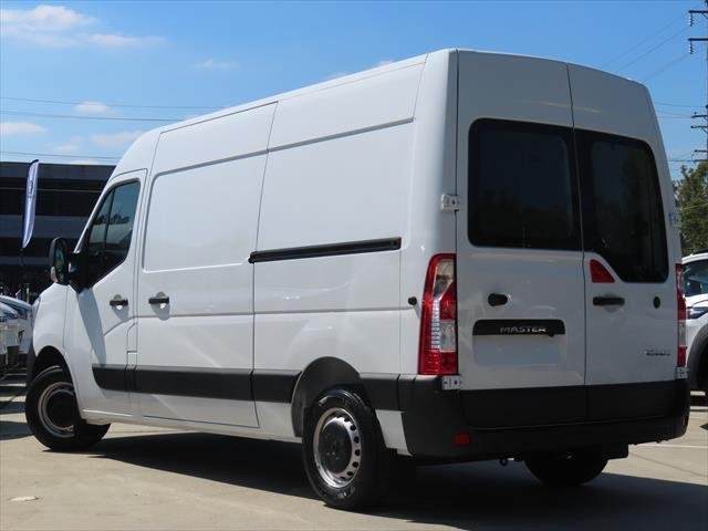 2024 Renault Master