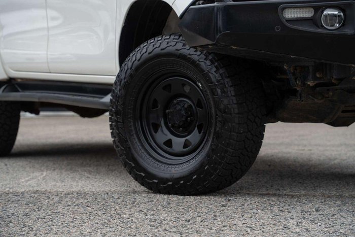 2020 Toyota Hilux SR