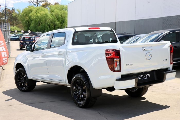 2025 Mazda BT-50 XS